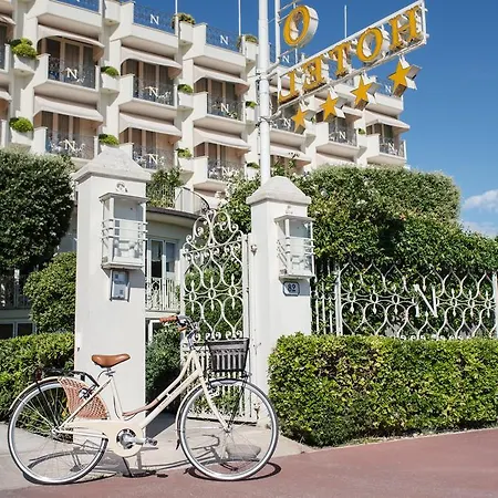 Il Negresco 4*
