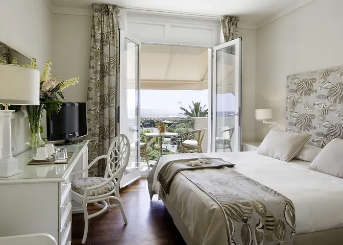 Il Negresco Готель 4*