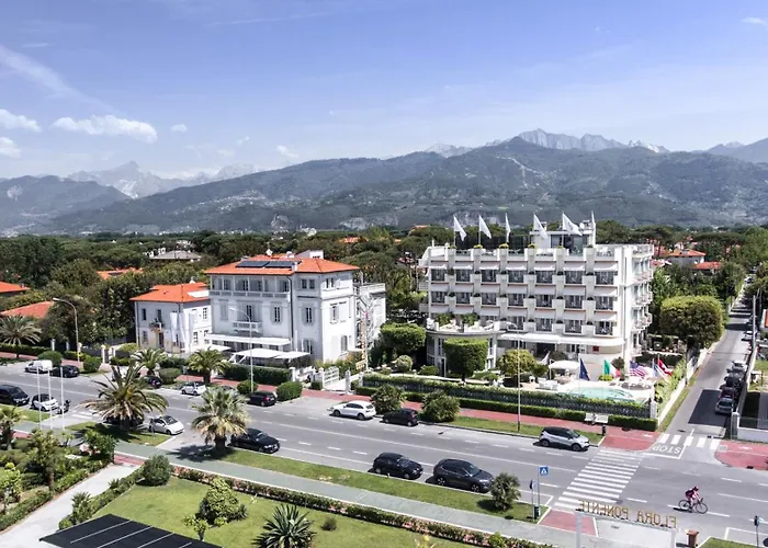 Il Negresco Готель 4*