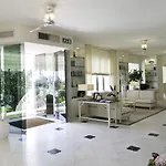 Il Negresco Готель 4*