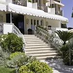 Il Negresco Готель 4*