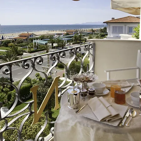 Il Negresco Готель 4*