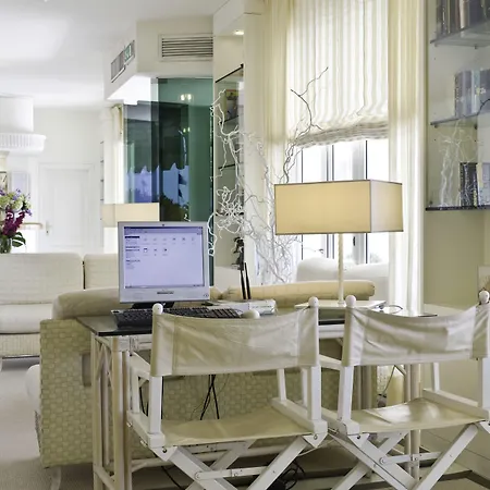 Il Negresco Forte dei Marmi