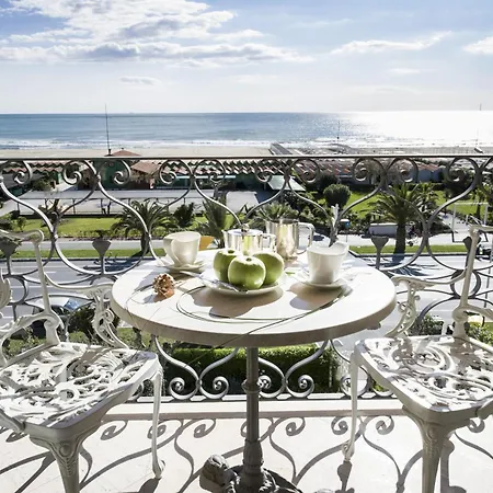 Il Negresco 4* Forte dei Marmi
