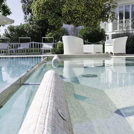 Il Negresco 4* Forte dei Marmi