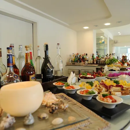 Il Negresco Hotel 4*