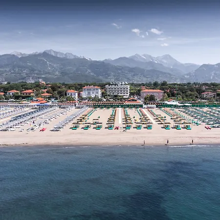 Il Negresco Forte dei Marmi