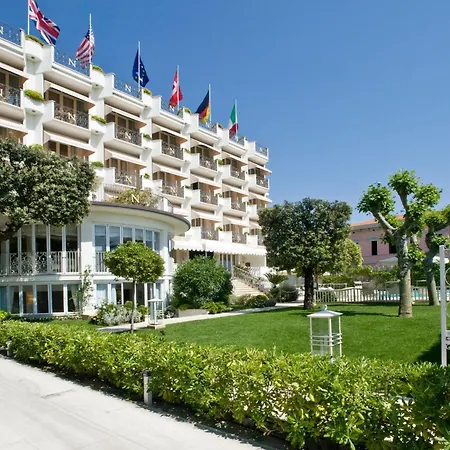 Hotell Il Negresco Forte dei Marmi
