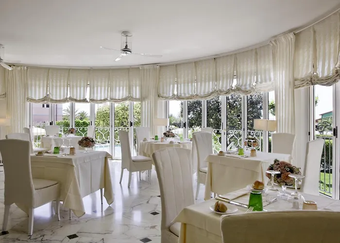 Il Negresco Hotel Forte dei Marmi